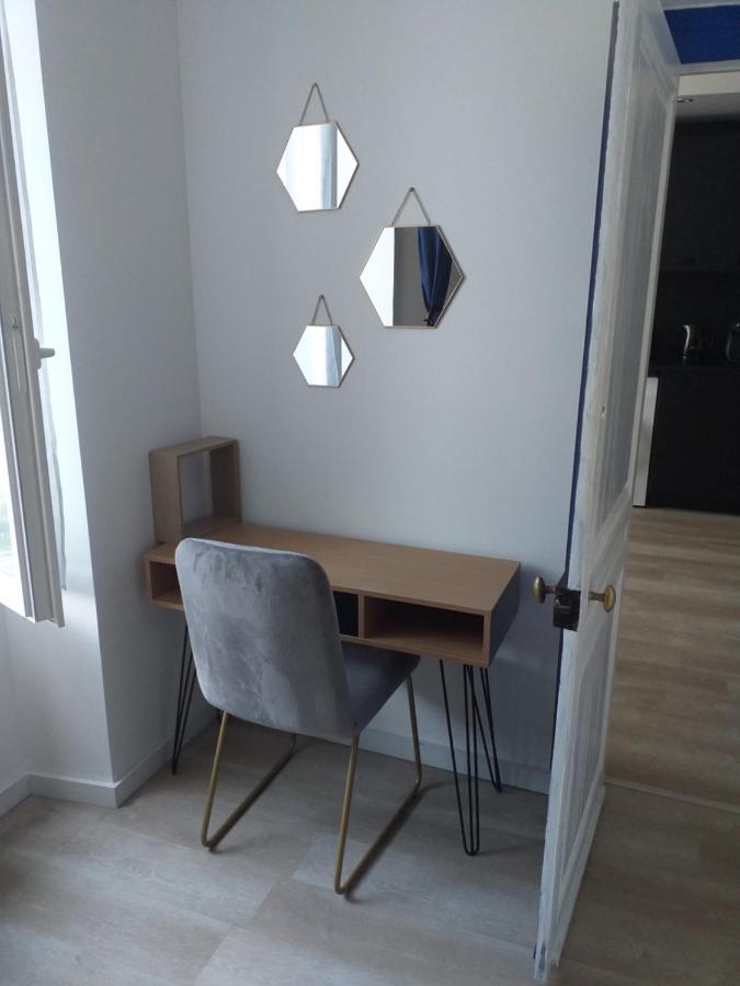 Les Volets Bleus - Deux Appartements Et Un Studio, Jardin Bourges Exterior foto